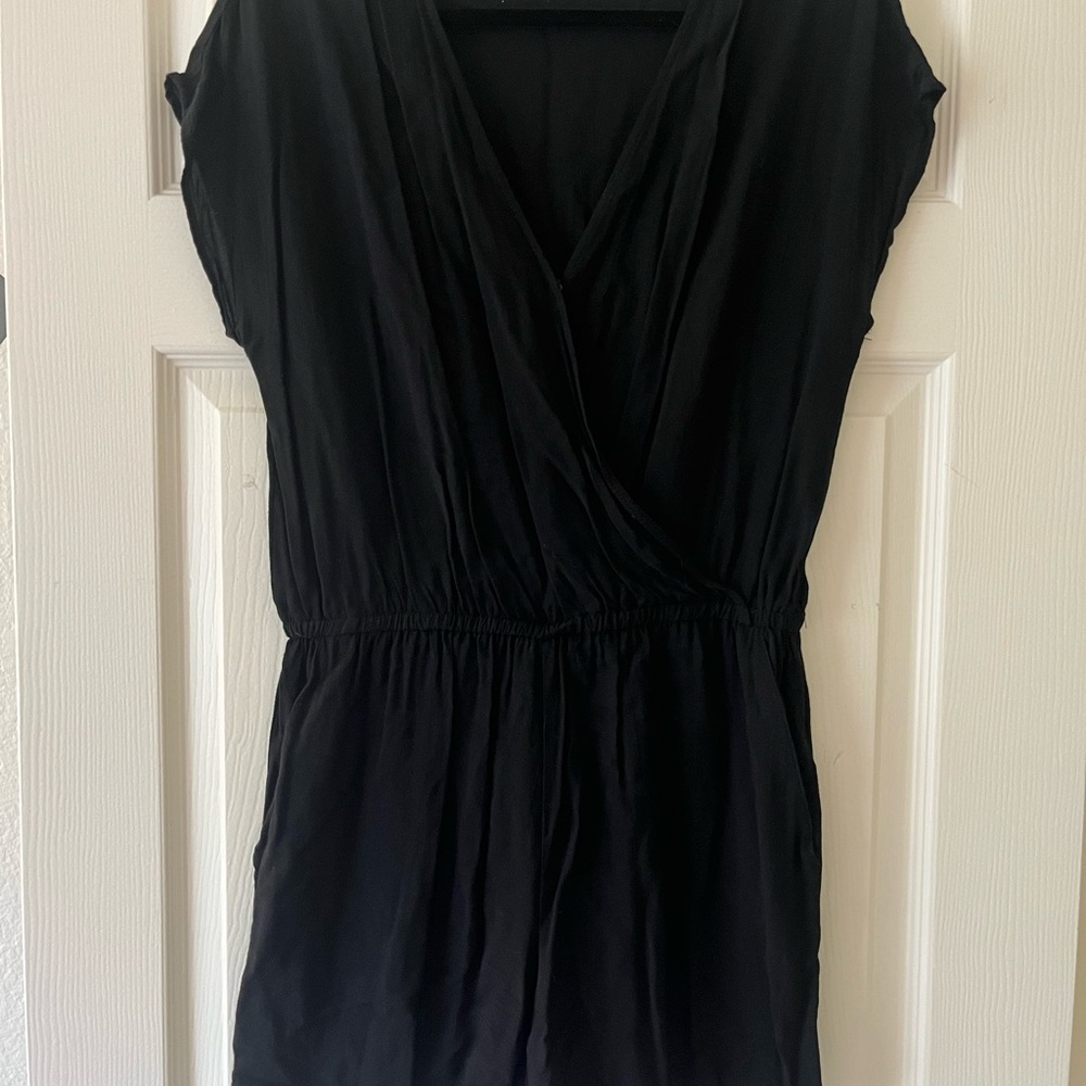 Casual black romper